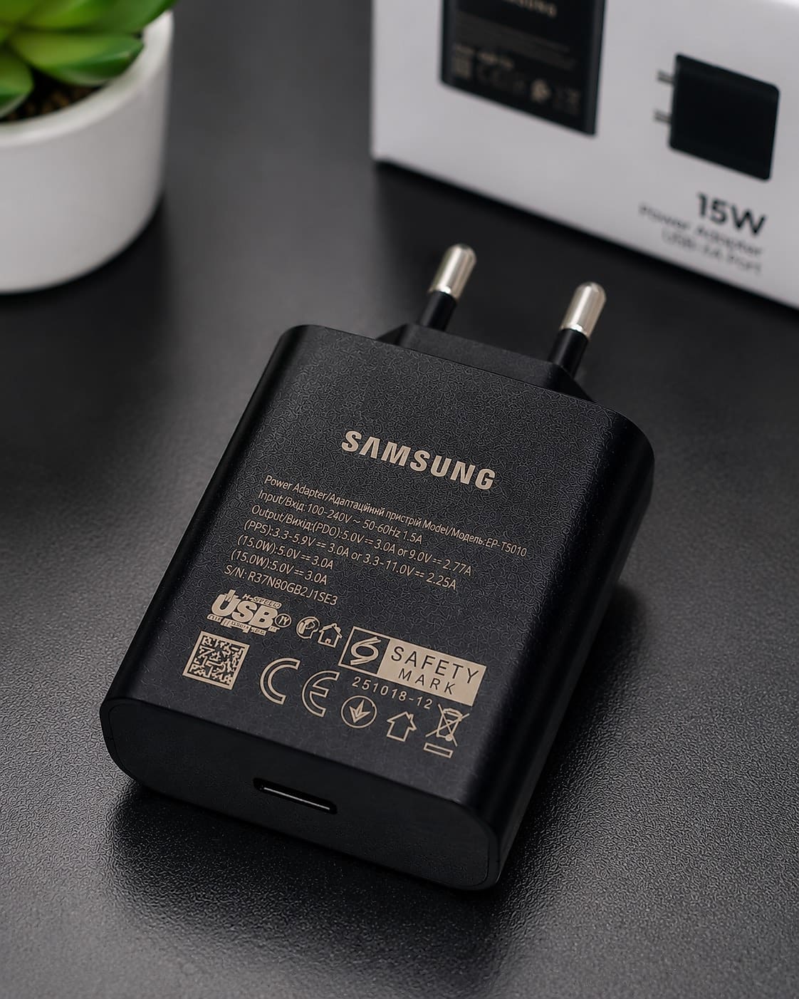 Samsung 60w superfast 3.0 EU, UK & US Pins are available image 2