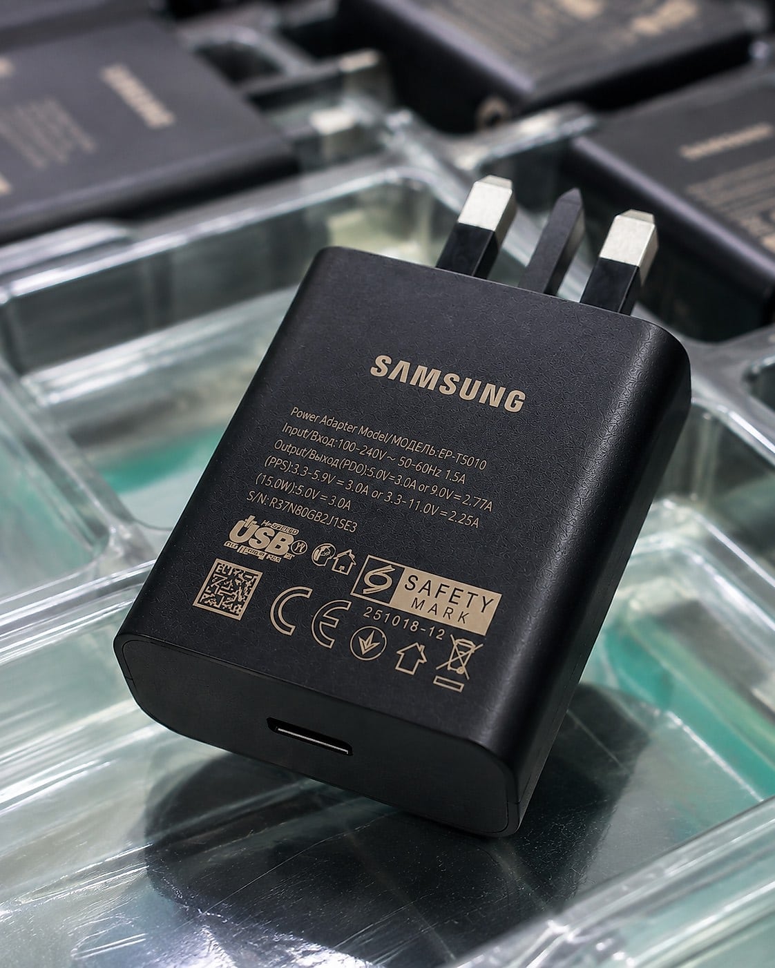 Samsung 60w superfast 3.0 EU, UK & US Pins are available image 4